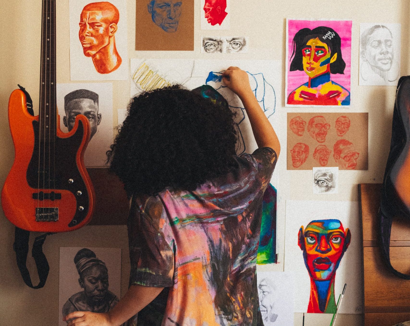Exposição Na Potência das Cores